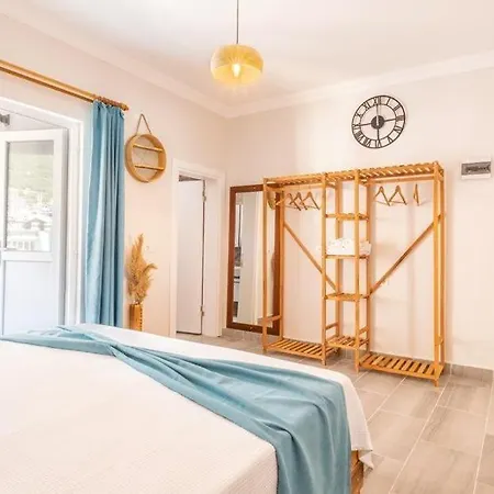 Larex Aparthotel