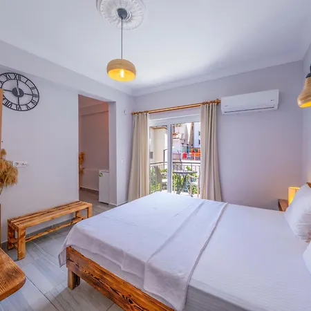 Aparthotel Larex